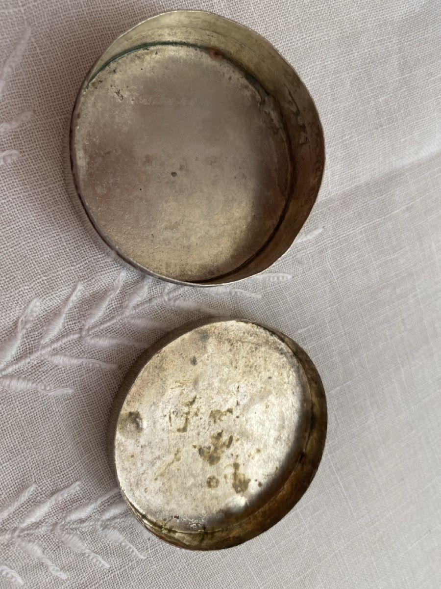 Tutte le decorazioni: Silber Dose mit Perlmutter, alt – Usato da Adliswil venduto da luzia31 2
