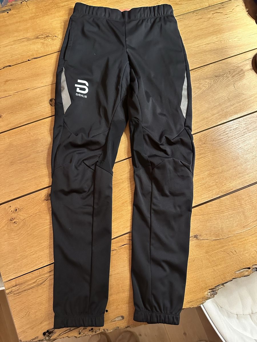 Daehlie Pantaloni: Daehlie Langlaufshorts S – Usato da Oberwil-Lieli venduto da Claudine_1988
