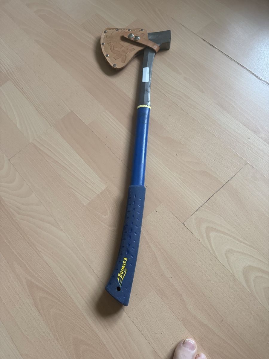 Kletterausrüstungen: Axt Estwing #E45 Campers Axe – Gebraucht aus Baden von noli.r