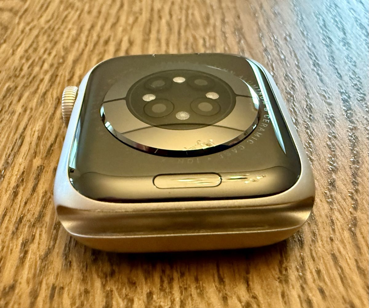 Apple Smartwatch: Apple Watch Series 7 (GPS) – Usato da Eiken venduto da Oiler 2