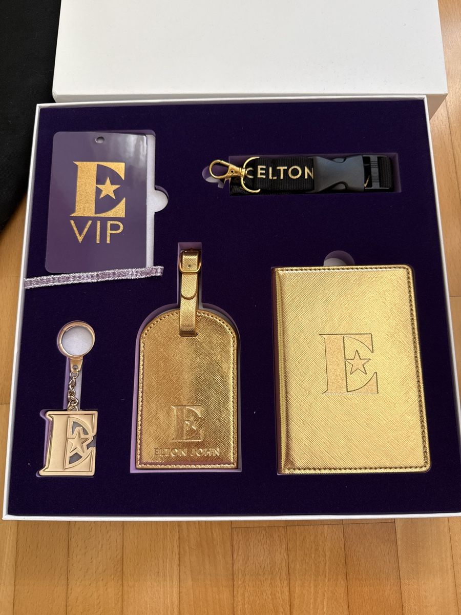 Borse: Elton John VIP Goodie Bag – Nuovo e nell'imballaggio originale da Winkel venduto da _OachKatzerl_ 1