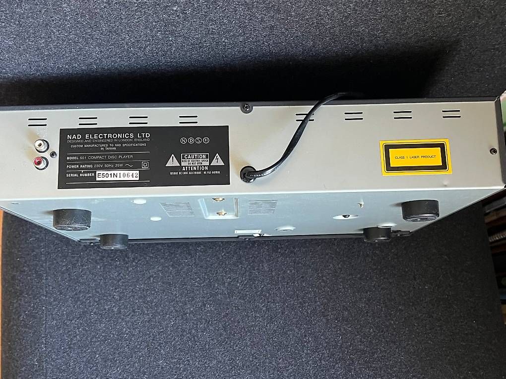 Nad Audio- & Mediensysteme: NAD 501 CD-PLAYER – Defekt aus Genève von n_is 1