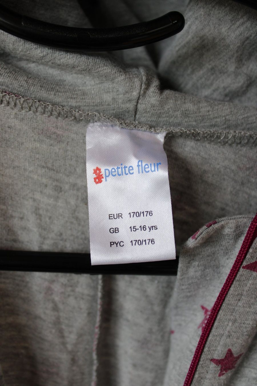 Tute: Jumpsuit grau mit Sternen – Usato da Hombrechtikon venduto da lehnerrr 3