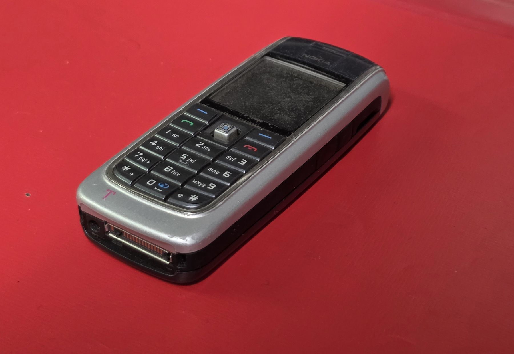 Nokia Portables: altes Nokia 6020 Handy – Défectueux à Reinach BL par _MasterK_ 2