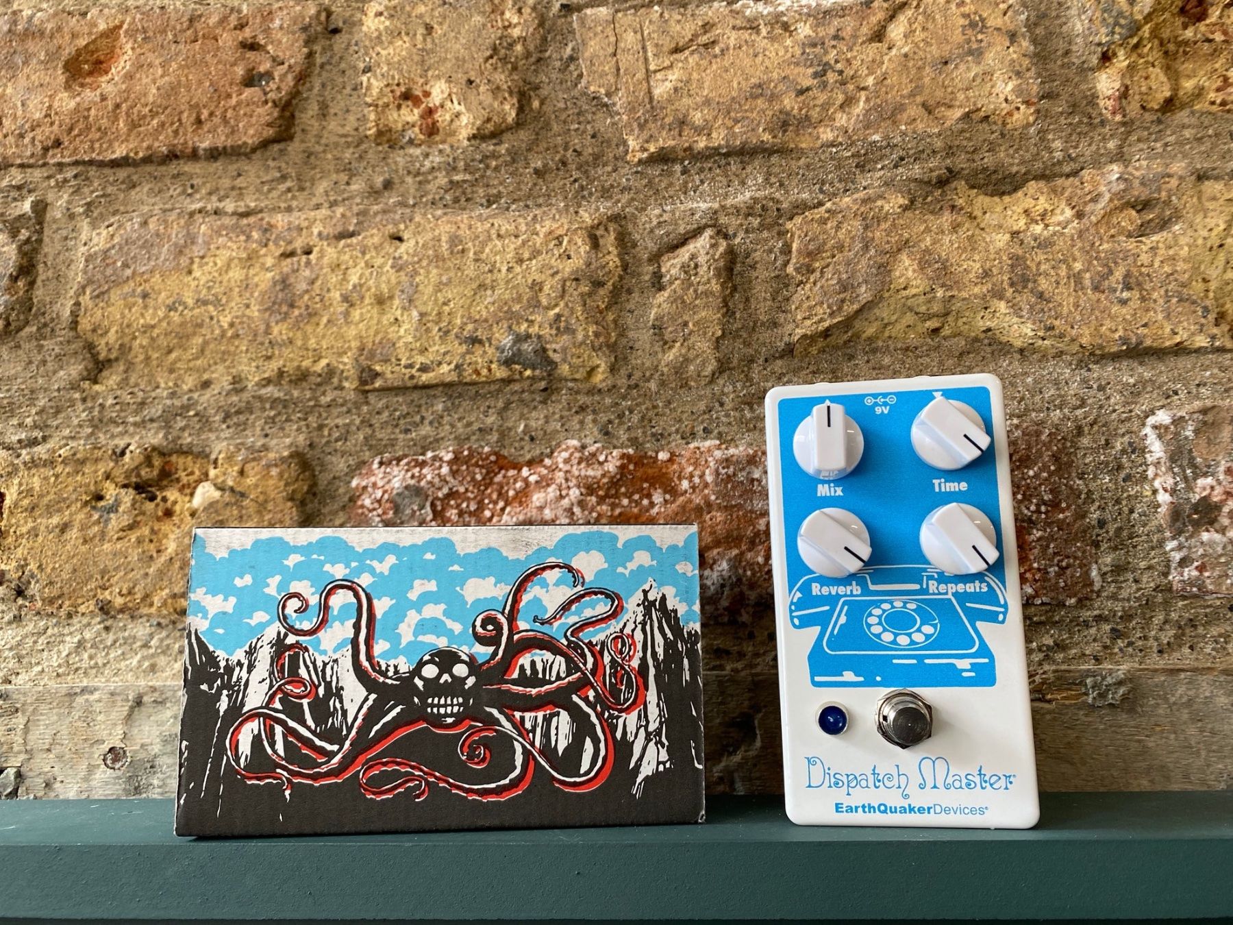 Instruments de musique: EQD Dispatch Master V3 Reverb Delay Pedal – Neuf (Voir description) à Origlio par sto_2pxf