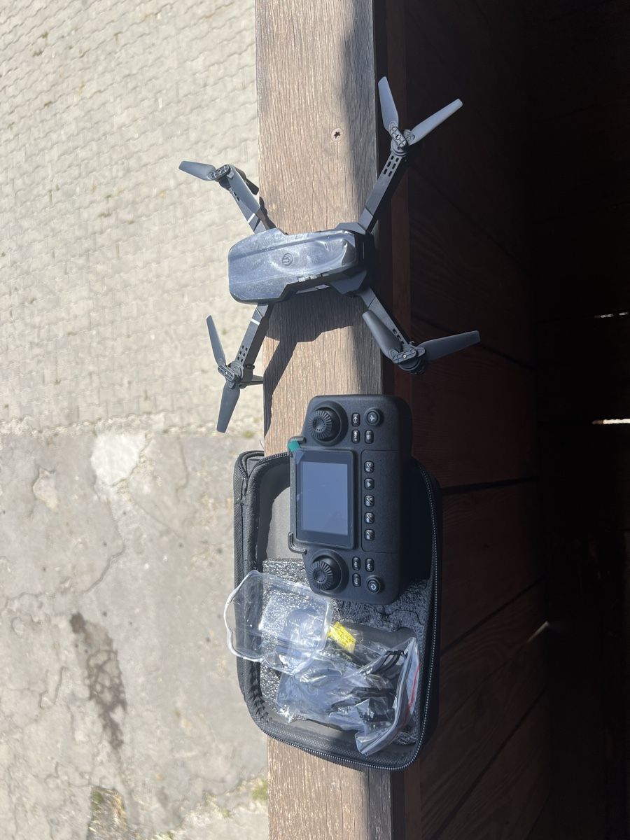 Modellismo RC: neuwertige Drohne mit Display ab 1.- – Nuovo e nell'imballaggio originale da Tägerwilen venduto da nic_2zht 1