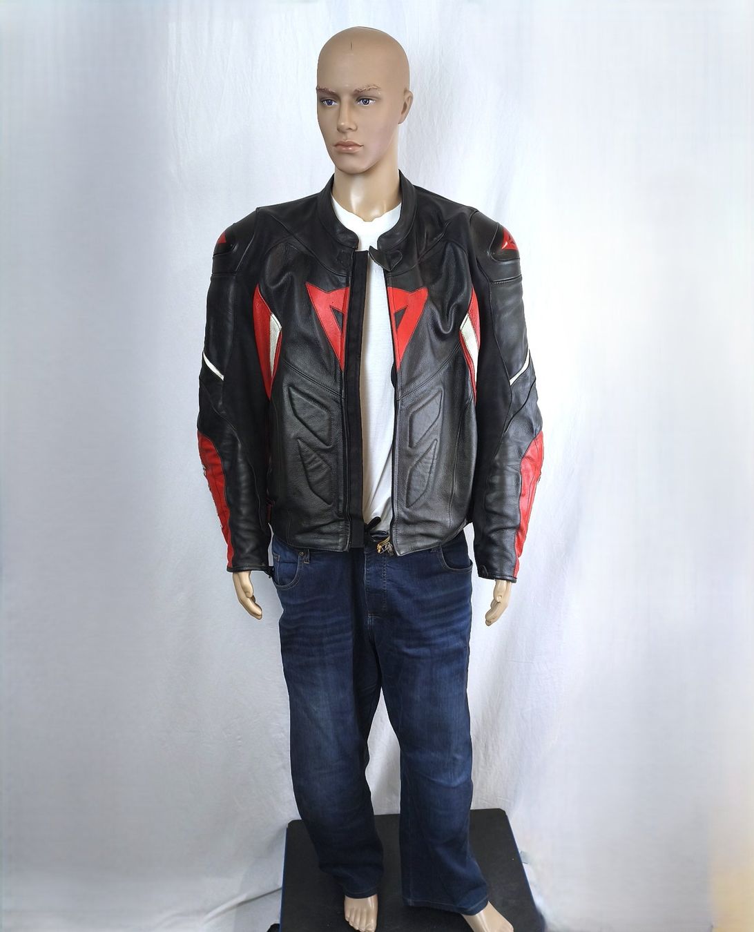 Lotti di vestiti: Motorrad Jacke und Hosen Set – Usato da Pratteln venduto da Restwert_Pratteln 1