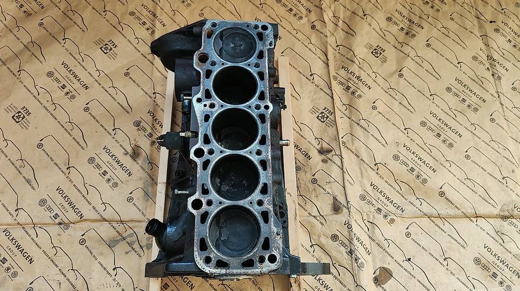 Motoren: Audi S4 C4 2.2l AAN Motorblock – Gebraucht aus Reinach AG von KalTec 3