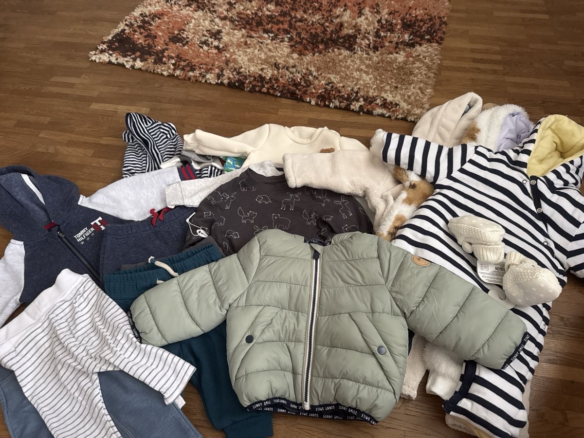 Lotti & Set di vestiti: Kleiderpacket Winter ca 2-4 Monate – Usato da Samstagern venduto da pipistrelli01