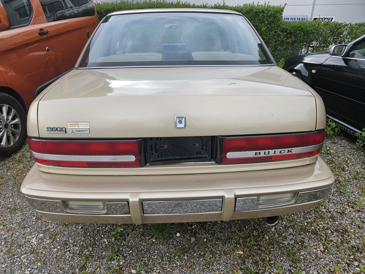 Buick Automobili: Buick Regal – Usato da Zollikofen venduto da nha_825x 5