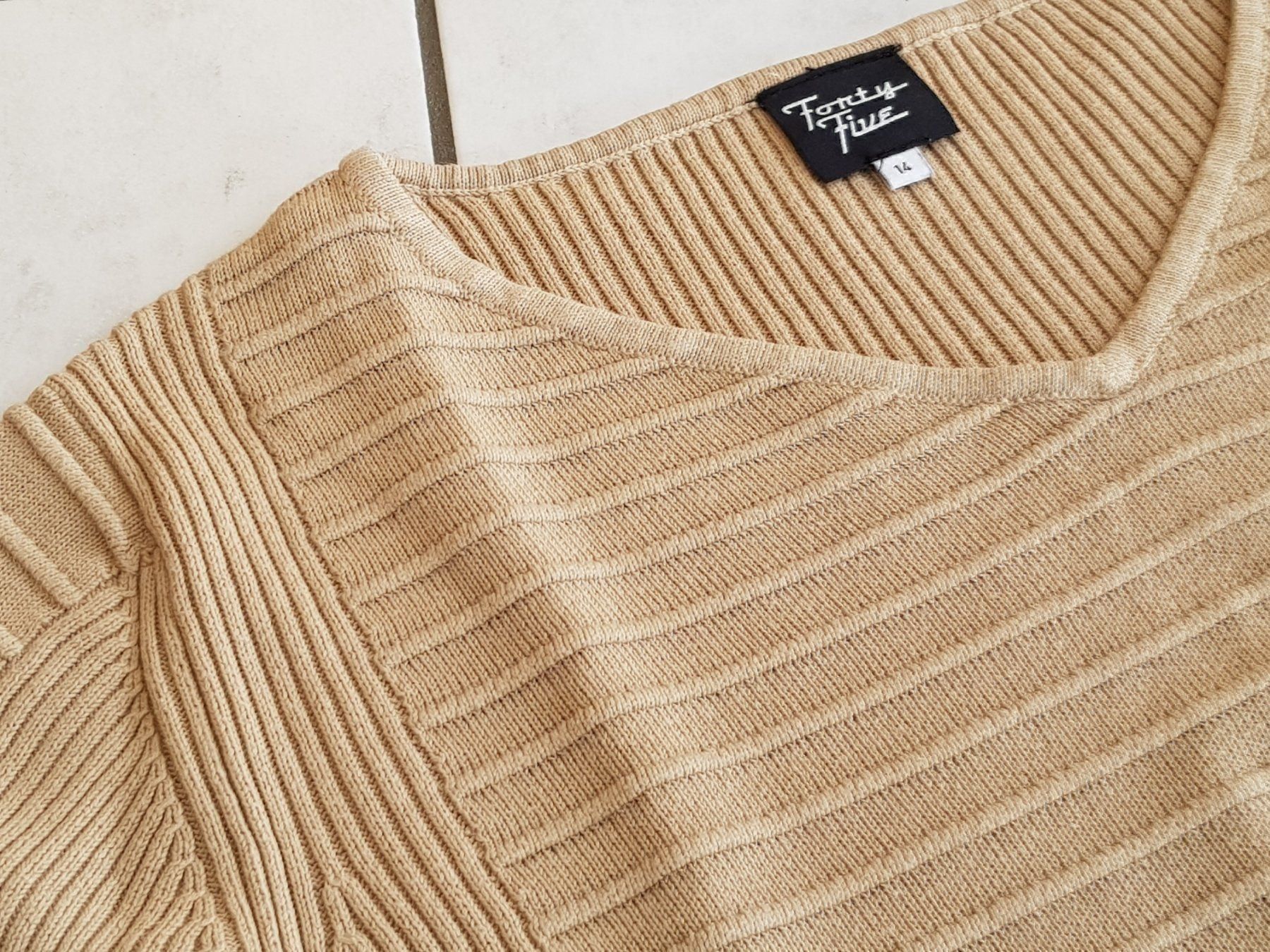 Maglioni & Felpe: Strick Pullover + Sweatshirt Gr. 164/170 Kinder Kleiderpaket – Usato da Kappelen venduto da swyder 1