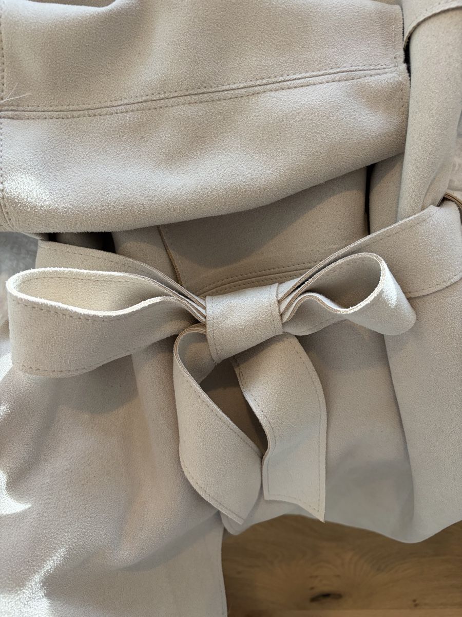 H&M Cappotti: Trenchcoat  – Usato da Schaffhausen venduto da noeliabelindaa 7