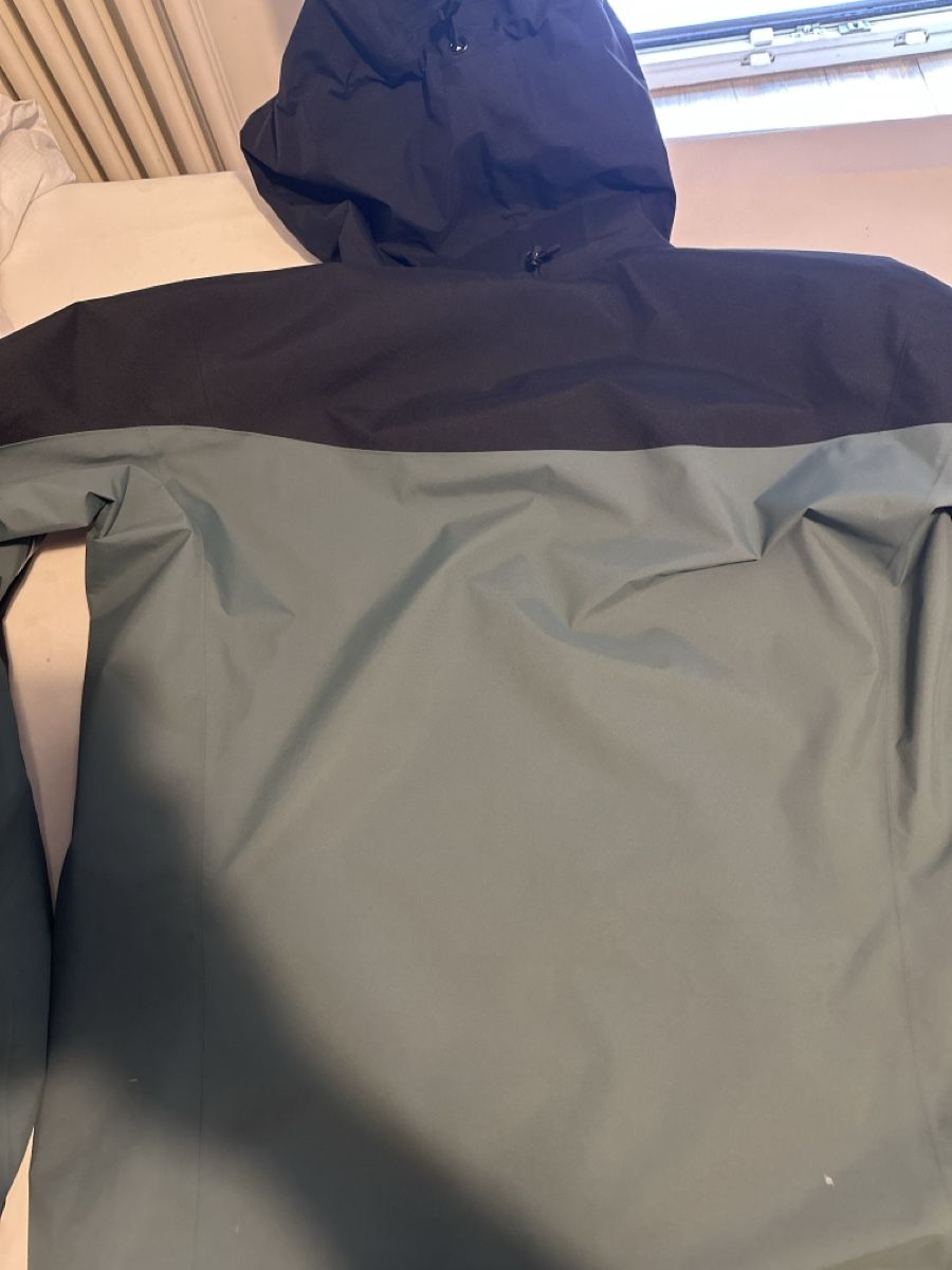 Arcteryx Jacken: Arc'teryx  alpha SV XL – Neu (gemäss Beschreibung) aus Montreux von tia_gh6r 3