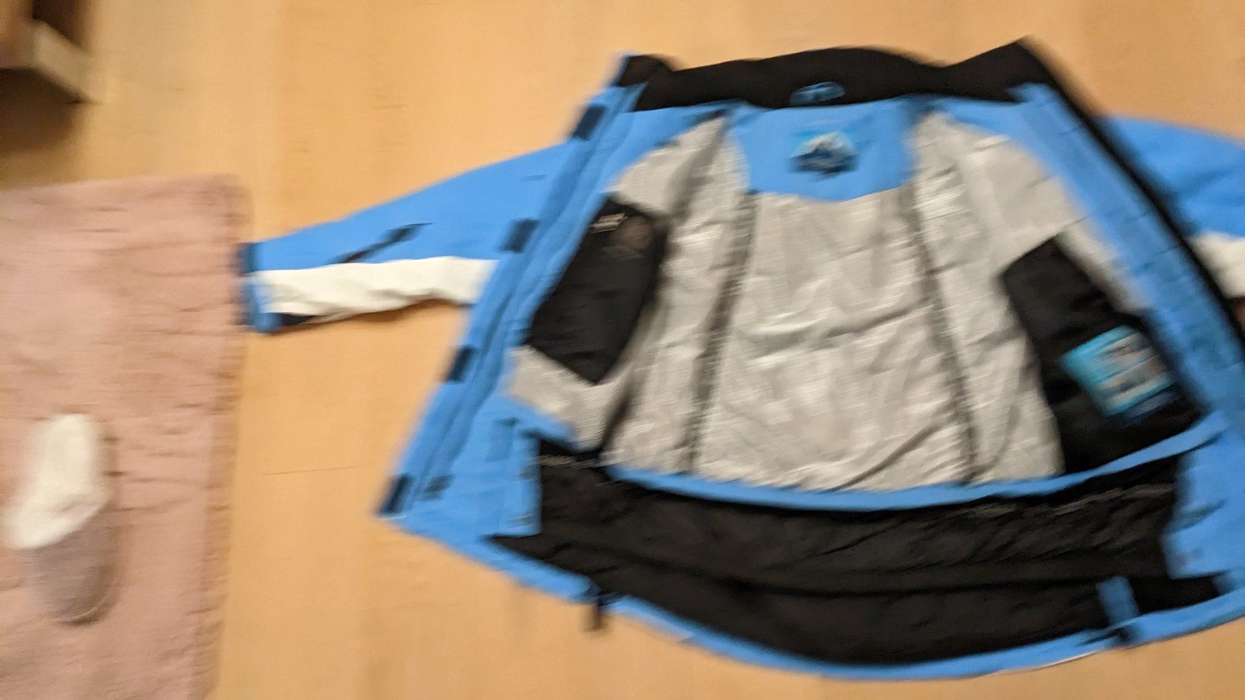 Giacche: Skijacke Gr XS- Colonial – Difettoso da Zürich venduto da pisamun 6