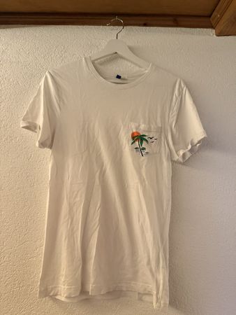 T-Shirt Divided H&M weiss mit Brusttasche Grösse XS