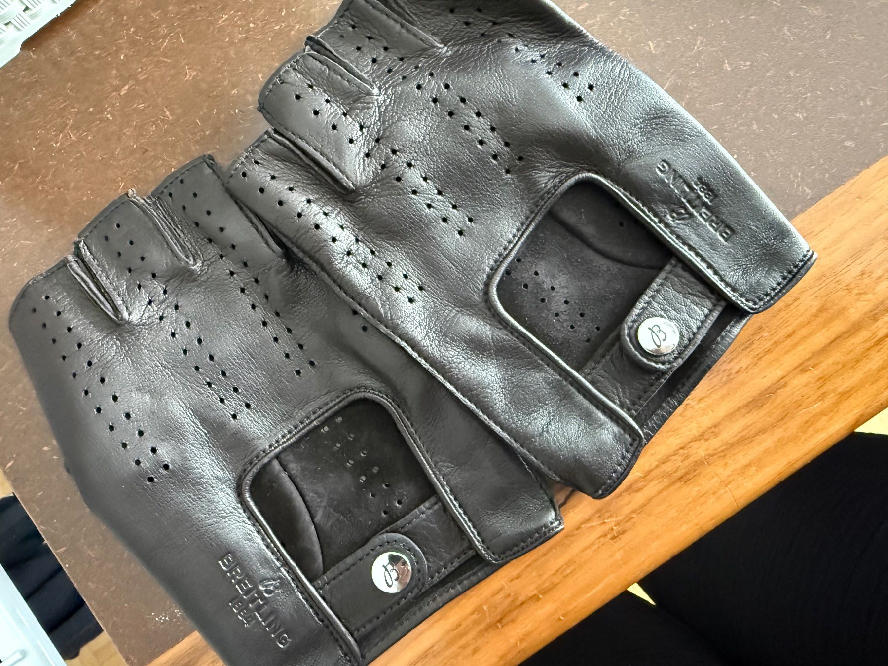 Breitling Guanti & manicotti: Breitling Velo Handschuhe – Nuovo (secondo la descrizione) da Bettlach venduto da val_95hq 1