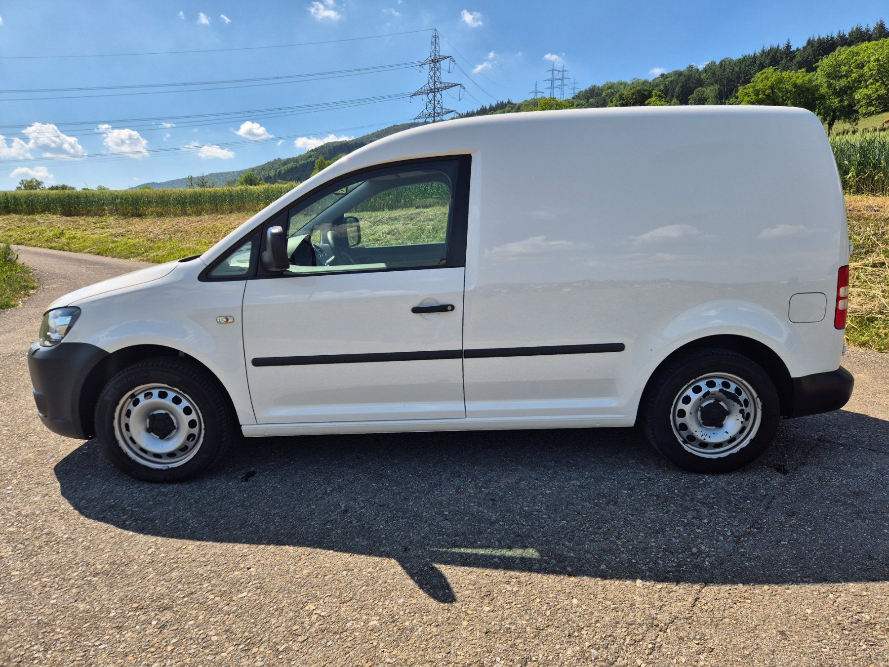 VW Veicoli commerciali: Vw Caddy 2.0diesel Automat – Usato da Grenchen venduto da Andreeandr 1