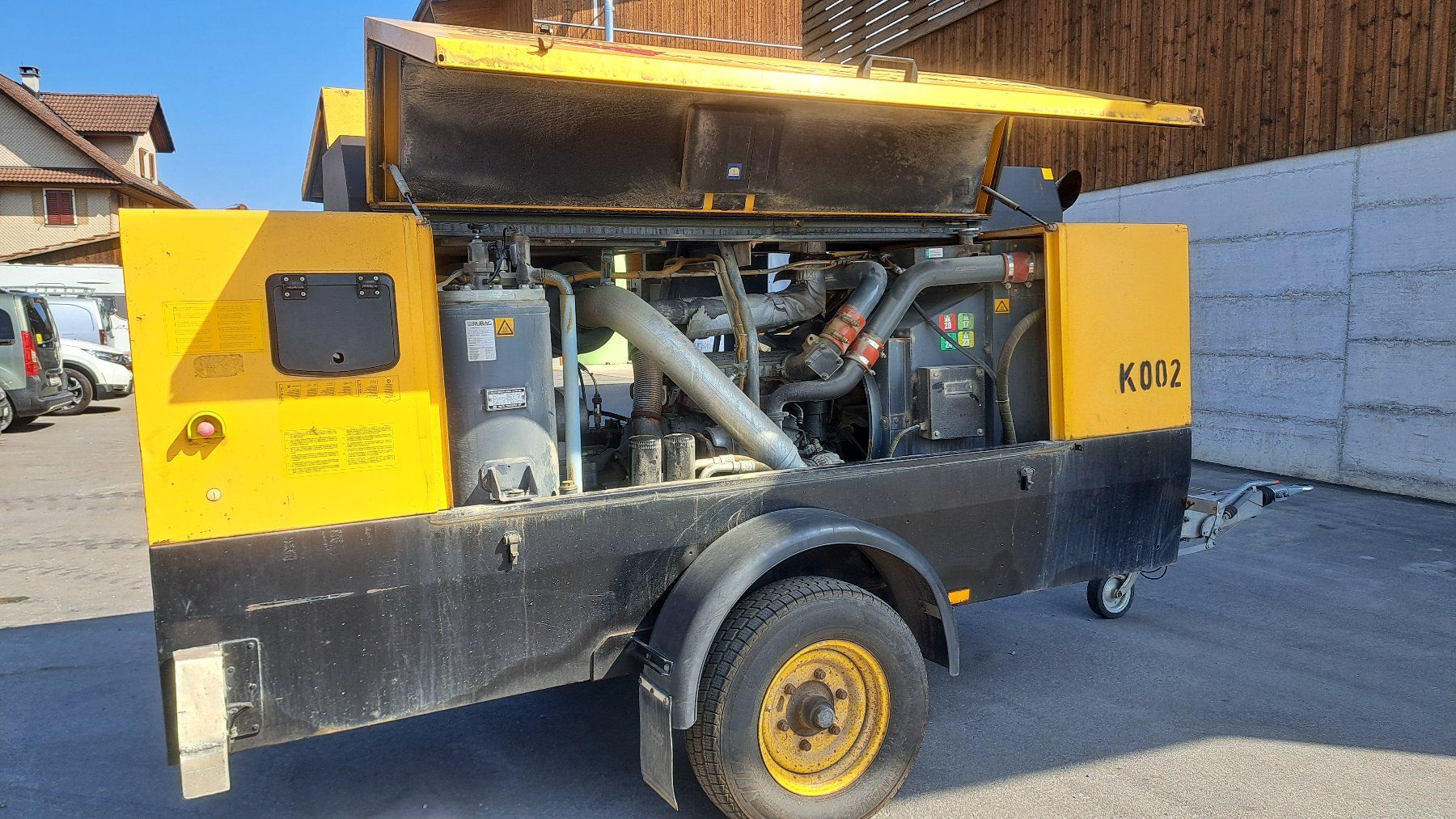 Atlas Copco Compressori: Baukompressor Atlas Copco XAMS 286 – Usato da Ballwil venduto da bohrmeister 3