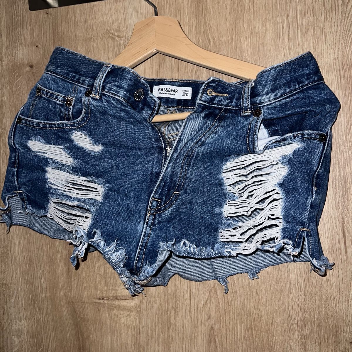 Pull&Bear Jeans: Denim Shorts – Nuovo (secondo la descrizione) da Chur venduto da noe_mh8b