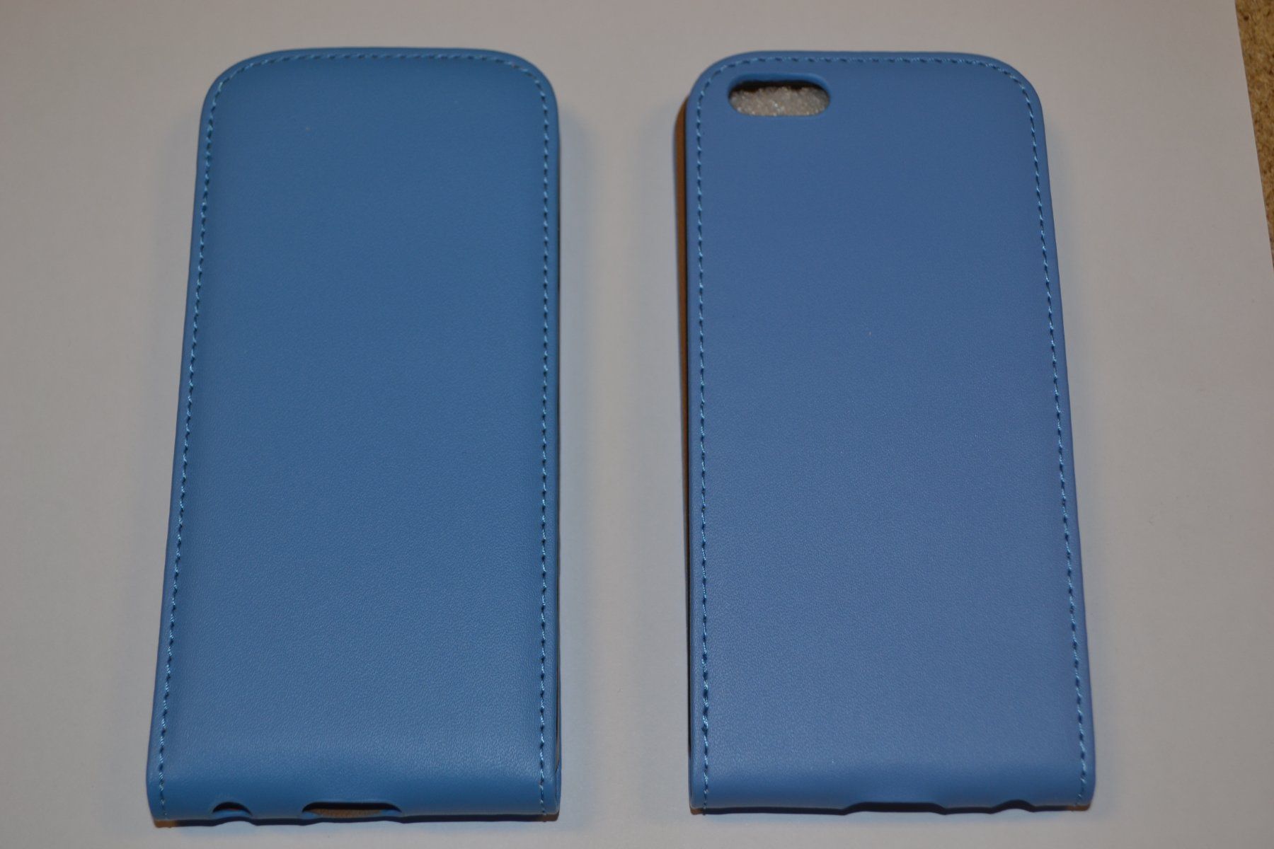 Covers & Schutzfolien: iphone 6 Flip-Etui Blau, Hellblau – Neu und originalverpackt aus Ermatingen von rik4rdo