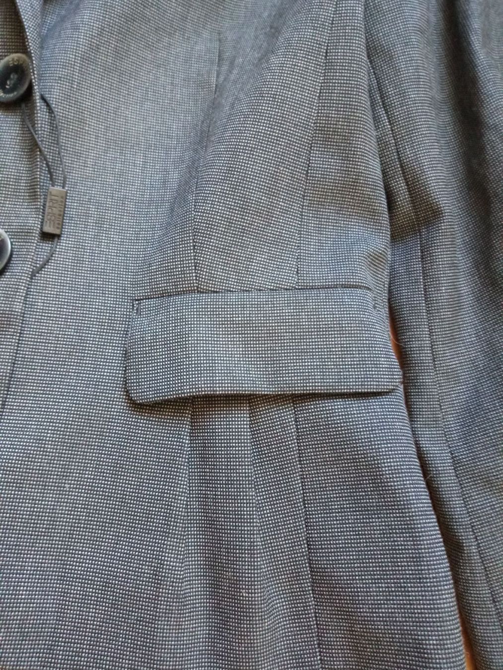 Esprit Completi & Tailleur: Esprit Blazer Schwarz-Grau Grösse 32 – Nuovo e nell'imballaggio originale da Beckenried venduto da Havacola 4