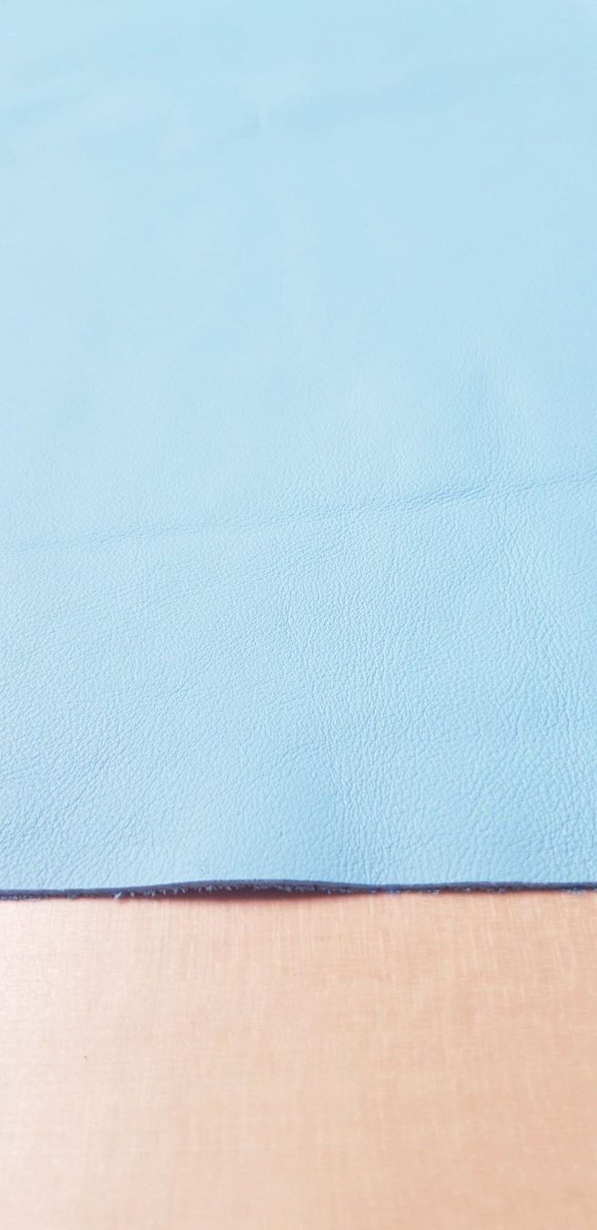 Stoffe: Leder hellblau (echtes Nappa Rindsleder) – Neu und originalverpackt aus Menziken von Zyropa 3