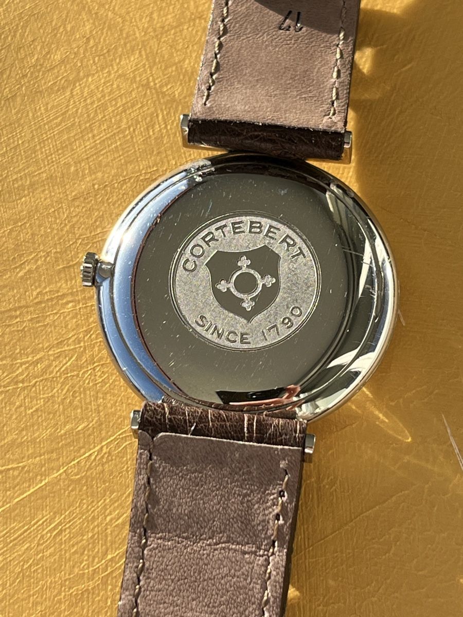 Cortébert Orologi: Cortébert Swiss Made – Usato da Zollikofen venduto da Comcast 9