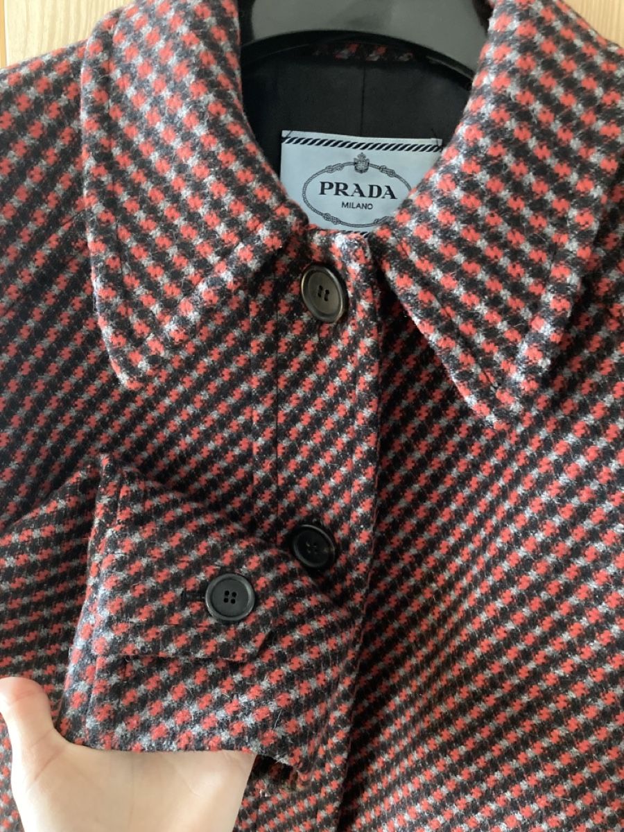 Prada Cappotti: Prada Coat 40IT – Nuovo (secondo la descrizione) da Bern venduto da chi_l5tm 2