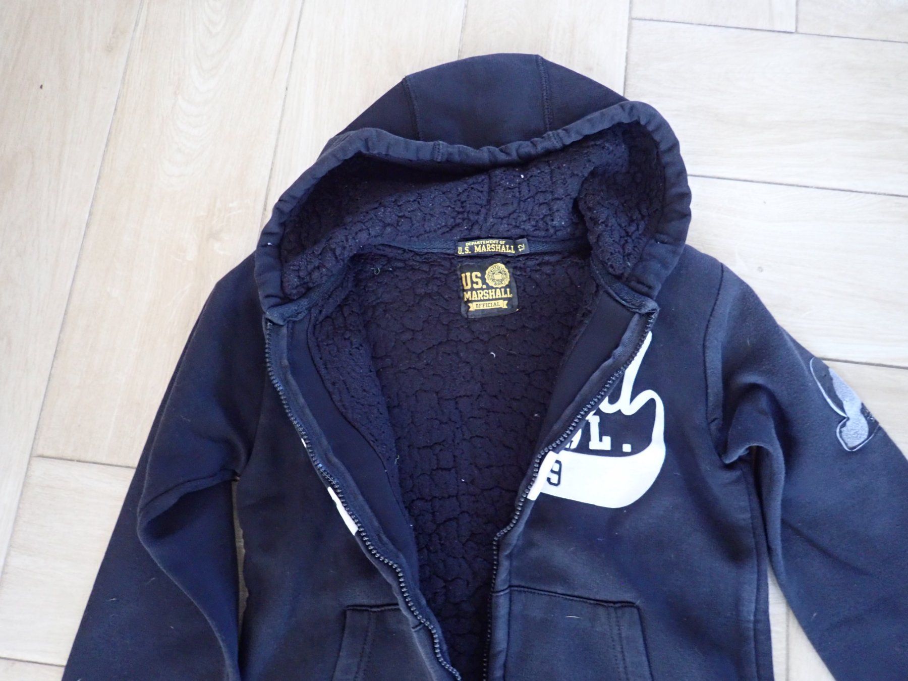 Jacken & Mäntel: Veste à capuche 12 ans – Neu (gemäss Beschreibung) aus Petit-Lancy von camping_car 2