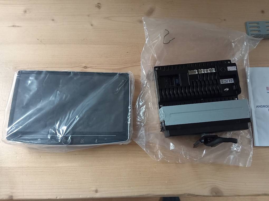 Systèmes audio & multimédias: Essgoo 1 DIN Android DAB Radio Carplay 10" Display – Neuf (Voir description) à Boniswil par wae_2bw9 3