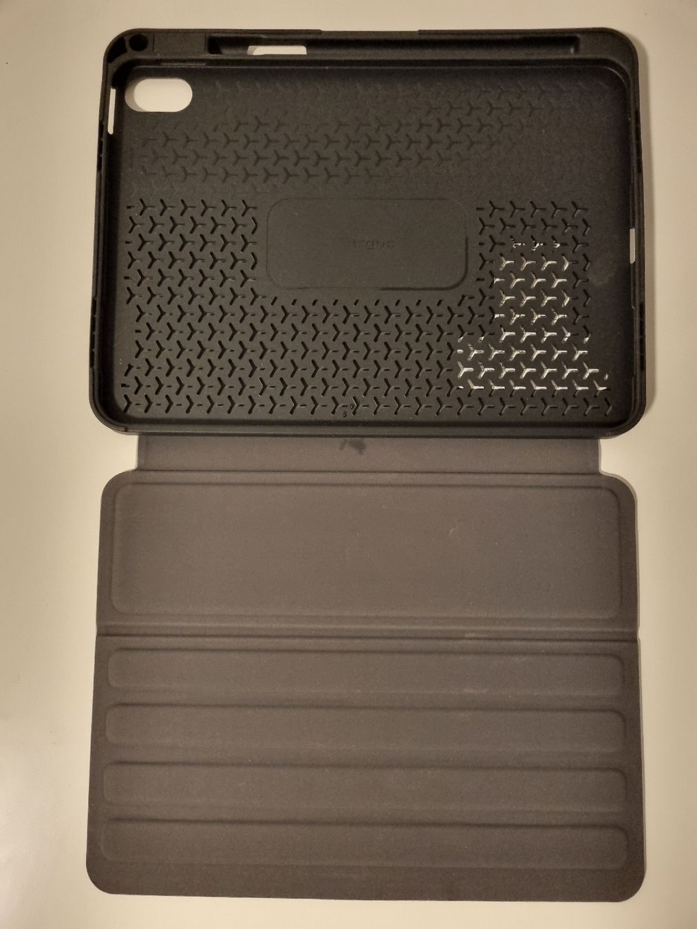 Targus Coques & Sacs: Targus Ipad Case - 10th Generation  – D'occasion à Zürich par GorilKing