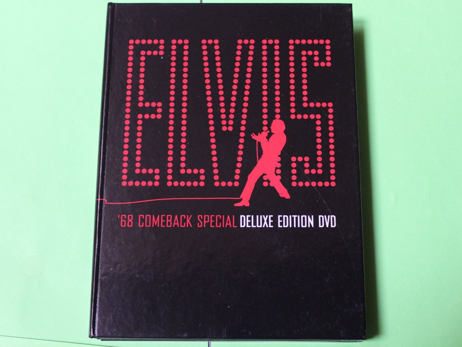 Tutti i DVDs: ELVIS PRESLEY -  '68 COMEBACK (SPECIAL DELUXE EDITION) 3DVD – Nuovo (secondo la descrizione) da Tübach venduto da JamesStone 1