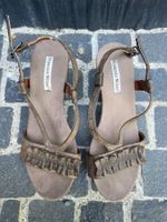 Wunderschöne offene, hohe Schuhe in Gr. 35.5
