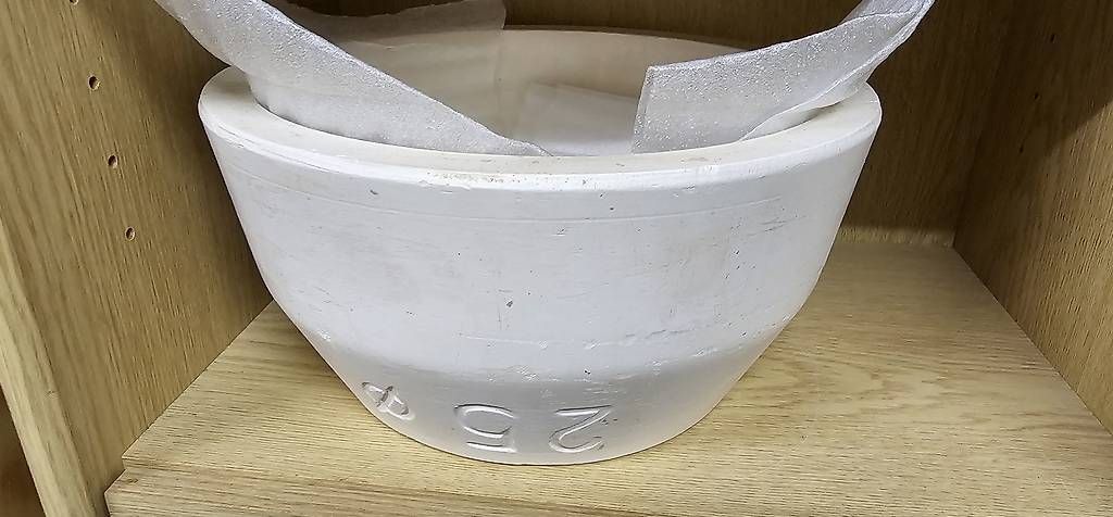 Casseroles: Topf Durchmesser 25cm – D'occasion à Bertschikon Gossau par sunsmile90