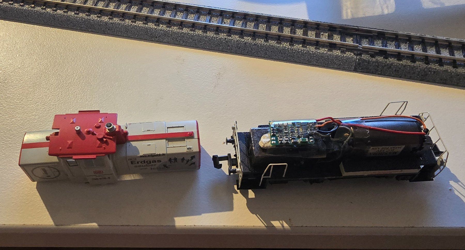 Modellini di ferrovie: Spur N Conrad 2x V60 defekt – Difettoso da Eggenwil venduto da Sonygeil 1