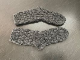 Handgestrickte Kinder-Socken Gr. 30/31 Fusslänge 19 cm