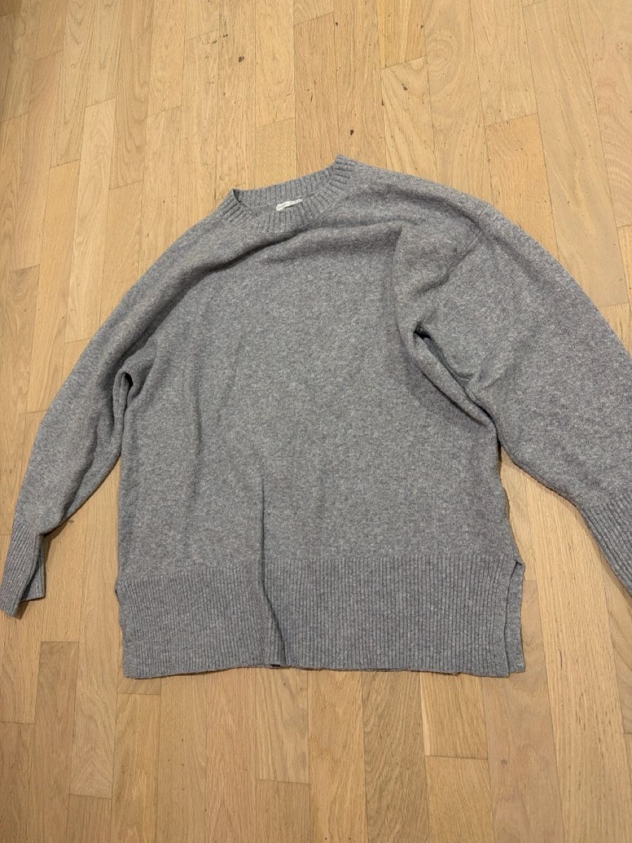 Oysho Maglioni & Felpe: Oysho Pullover grau, Grösse L – Usato da Effretikon venduto da MaisonNade 2