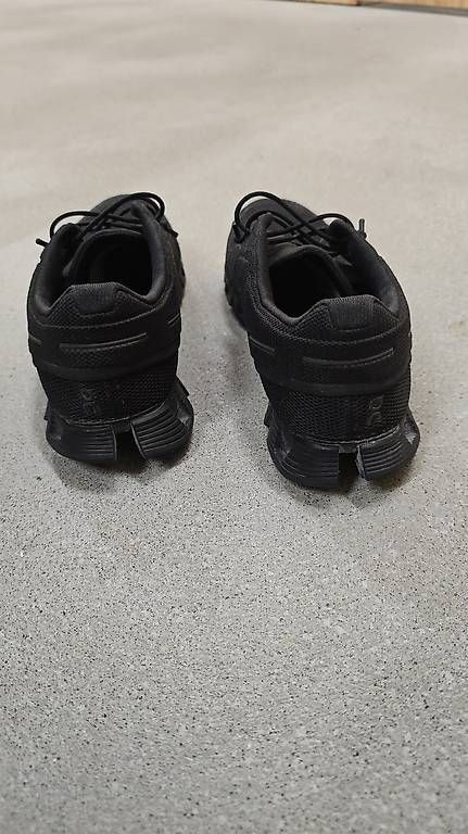 Damenschuhe: On Turnschuhe cloud, Gr. 37 – Gebraucht aus Wetzikon ZH von MrsSulser88 1