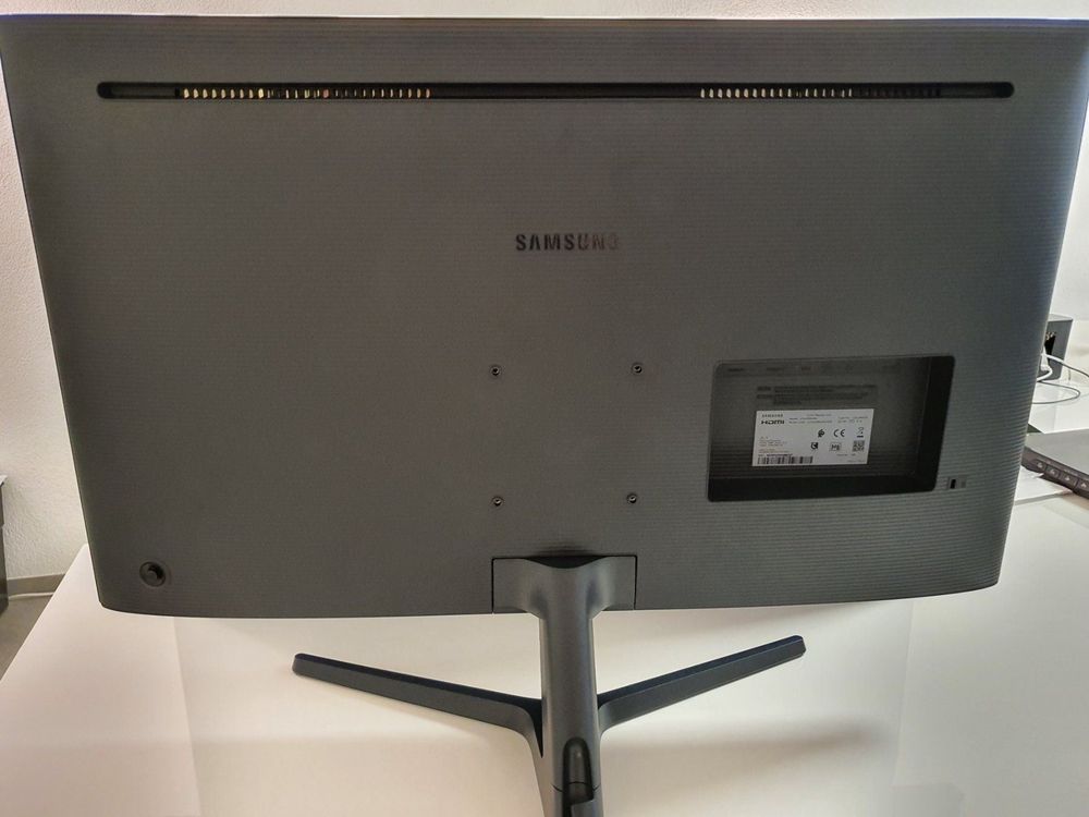 Samsung 32 LU32J590UQPXEN - Ecran PC Samsung 