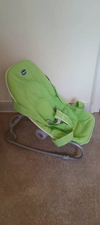 Chicco Sdraiette & Sdraiette a dondolo: Chicco Babywippe Easy Relax – Usato da Muttenz venduto da Tuiii