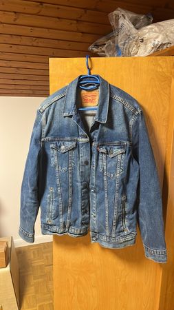 Levis Jeansjacke Denim blau Grösse M guter Zustand