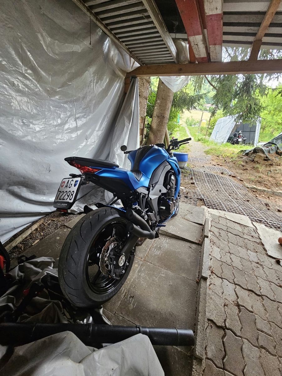 Kawasaki Strasse: Kawasaki Z1000 – Gebraucht aus Burg AG von Rl-2390 1