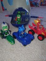 PJ Masks Figuren Set mit Fahrzeuge und Flugzeug