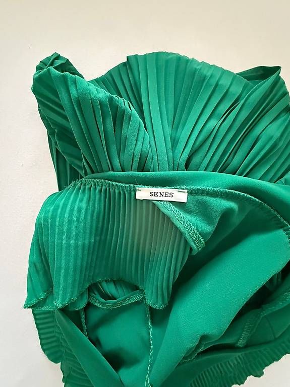 Vestiti: Senes, like new, Size XS, OP 100 – Usato da Zürich venduto da den_c99g 3