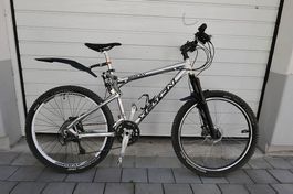 Vintage Fully MTB, hydraulische Bremsen