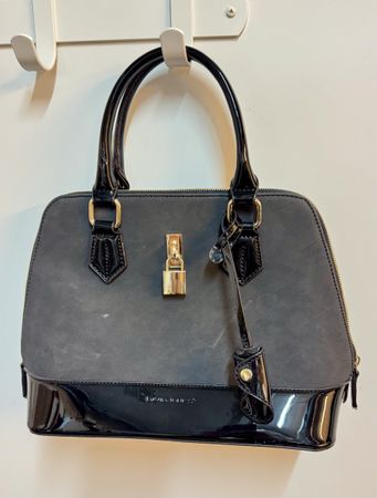🔥David Jones Tasche schwarz-grau Lackleder, Top Zustand 