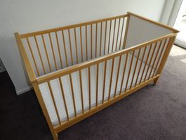 Babybett aus Holz, 70x140cm, gut erhalten, Sommerangebot!