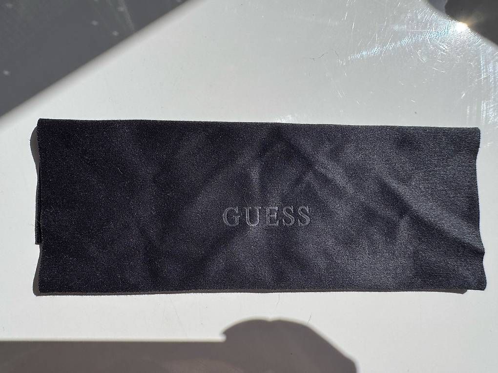 Guess Occhiali & Lenti: Occhiali da sole GUESS – Nuovo (secondo la descrizione) da Pregassona venduto da Isapam 3