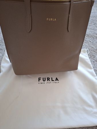 Sac fourre-tout FURLA cuir taupe taille 
