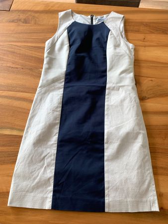 DKNY Donna Karan New York Mega Etuikleid Gr. 4 / XS / 34